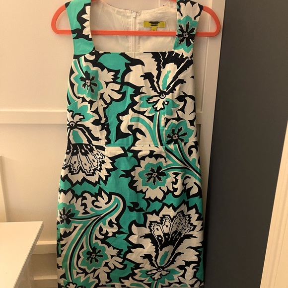 Dress - Picture 1 of 2